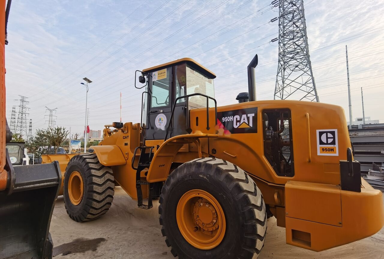 Caterpillar 950H - Chargeuse sur pneus: photos 3 Caterpillar 950H - Chargeuse sur pneus: photos 3