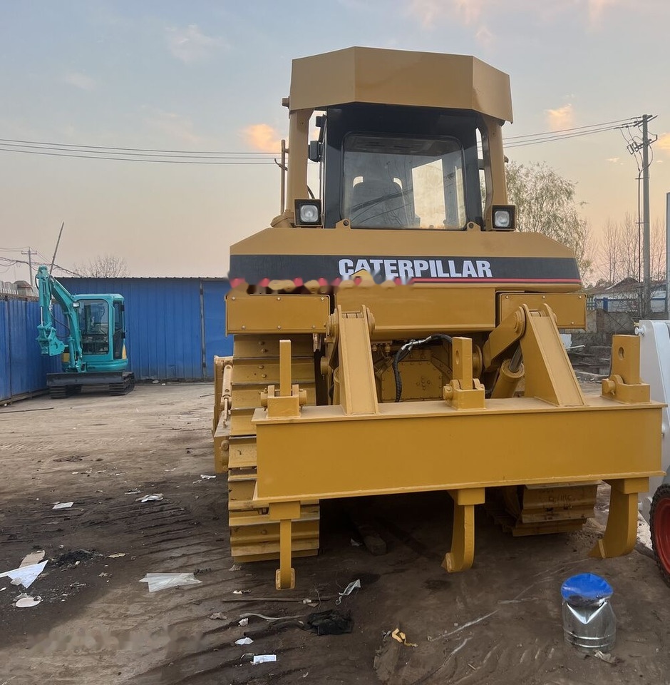 Caterpillar D6H - Bulldozer: photos 4 Caterpillar D6H - Bulldozer: photos 4