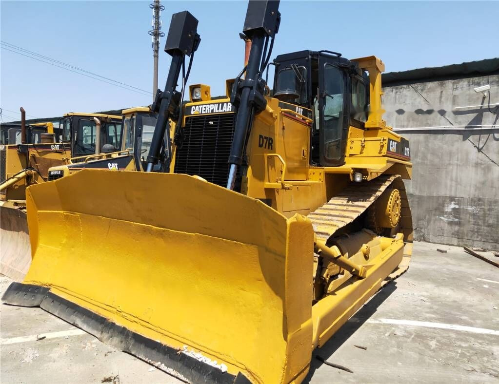 Caterpillar D7R - Bulldozer: photos 4 Caterpillar D7R - Bulldozer: photos 4
