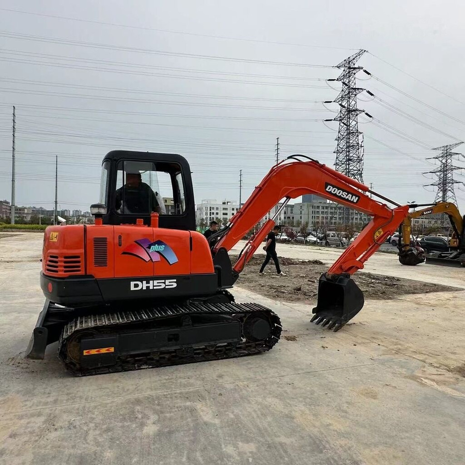 Doosan DH55 - Mini pelle: photos 1 Doosan DH55 - Mini pelle: photos 1
