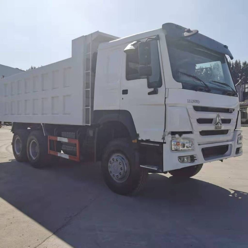 Howo ZZ3257N384WE1 - Camion benne: photos 1 Howo ZZ3257N384WE1 - Camion benne: photos 1