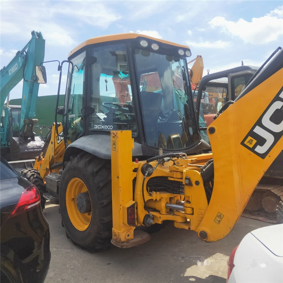 Tractopelle JCB 3CX: photos 7