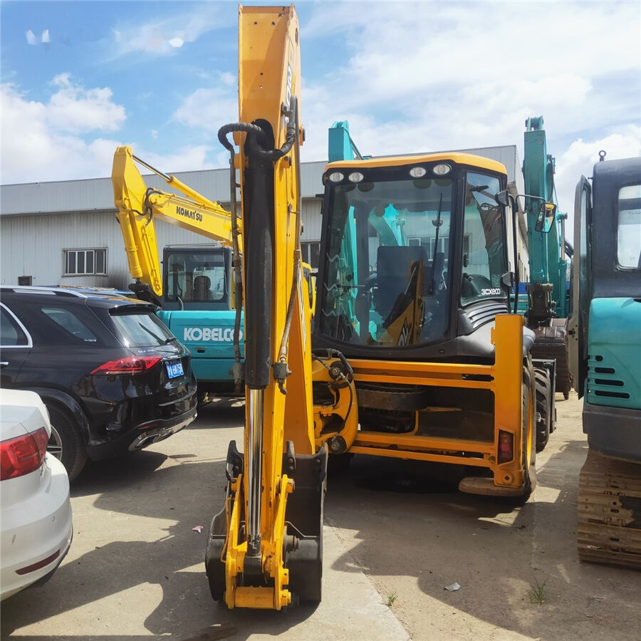 Tractopelle JCB 3CX: photos 8