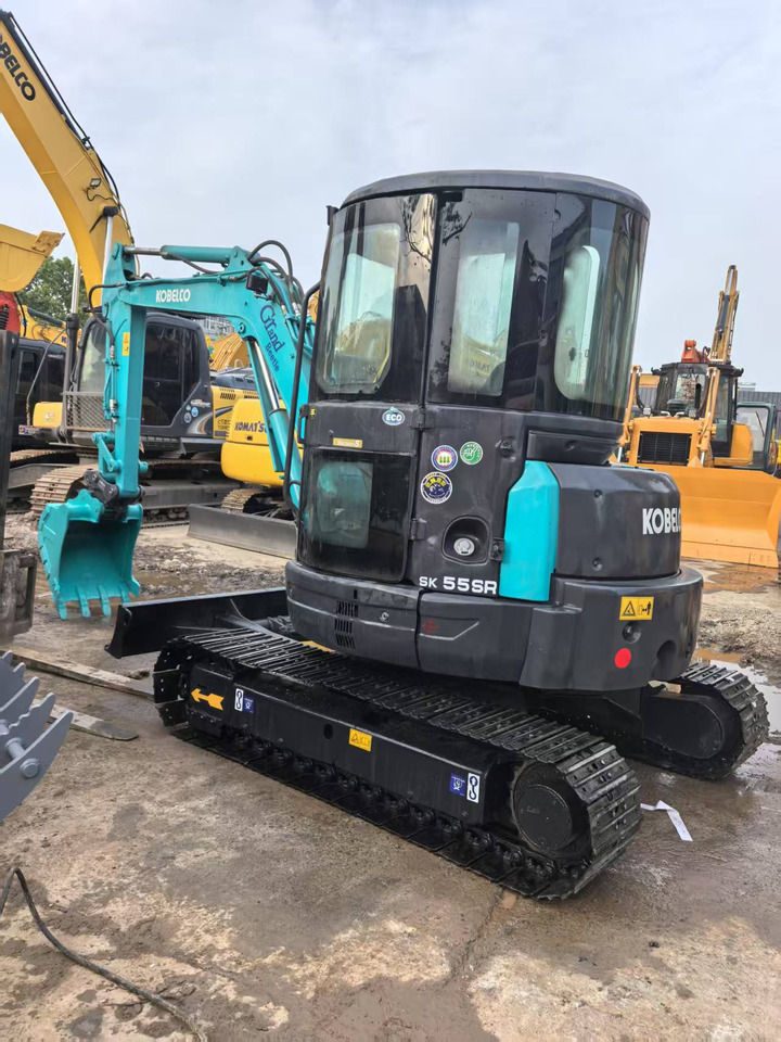 KOBELCO SK55SR - Mini pelle: photos 1 KOBELCO SK55SR - Mini pelle: photos 1