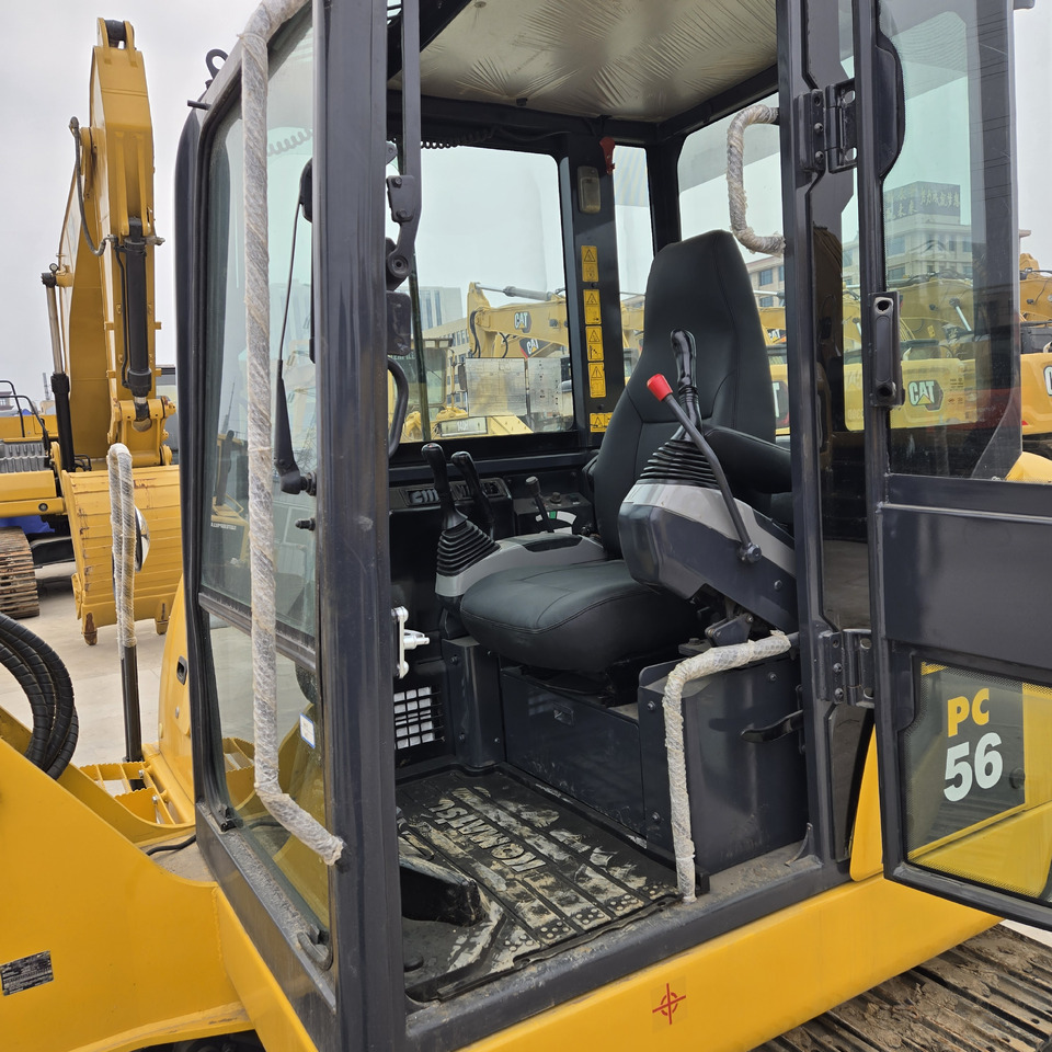 Mini pelle KOMATSU PC56-7: photos 11