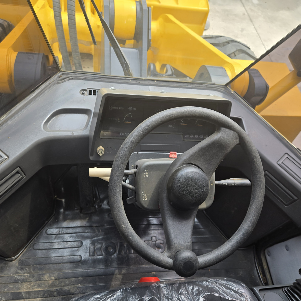 Chargeuse sur pneus KOMATSU WA380: photos 9