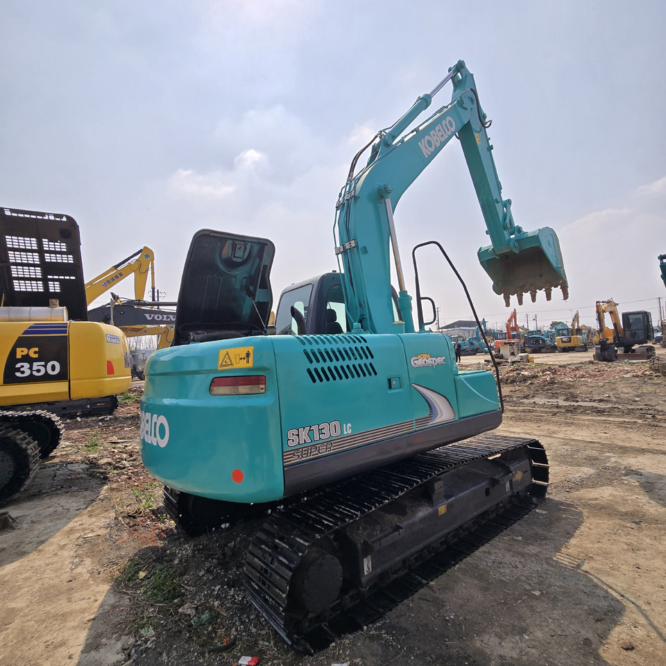 Kobelco SK130-8 - Pelle sur chenille: photos 2 Kobelco SK130-8 - Pelle sur chenille: photos 2