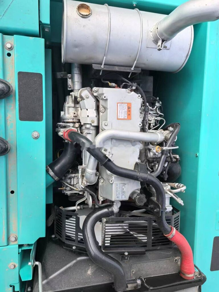 Kobelco SK200D - Pelle sur chenille: photos 1 Kobelco SK200D - Pelle sur chenille: photos 1