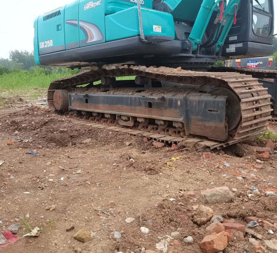 Kobelco SK250 - Pelle sur chenille: photos 5 Kobelco SK250 - Pelle sur chenille: photos 5