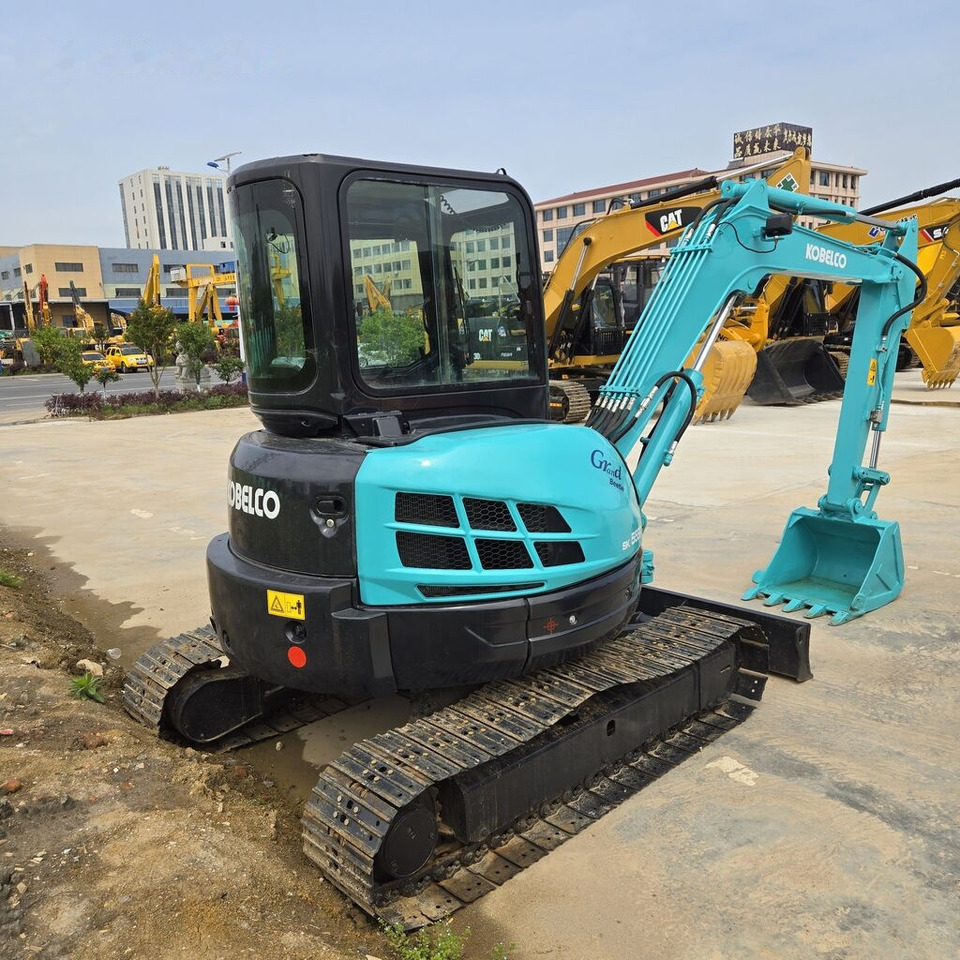 Kobelco SK55SR - Mini pelle: photos 2 Kobelco SK55SR - Mini pelle: photos 2
