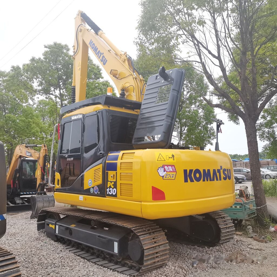 Komatsu PC130-7 - Pelle sur chenille: photos 4 Komatsu PC130-7 - Pelle sur chenille: photos 4
