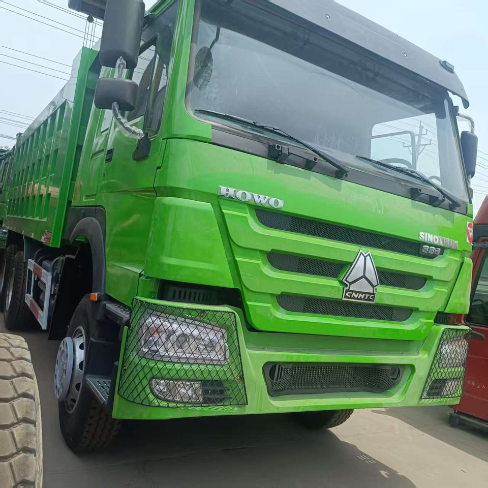 SINOTRUK HOWO 6x4 - Camion benne: photos 2 SINOTRUK HOWO 6x4 - Camion benne: photos 2