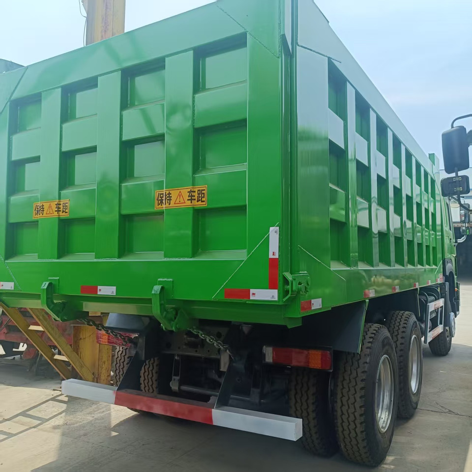 SINOTRUK HOWO 6x4 - Camion benne: photos 5 SINOTRUK HOWO 6x4 - Camion benne: photos 5