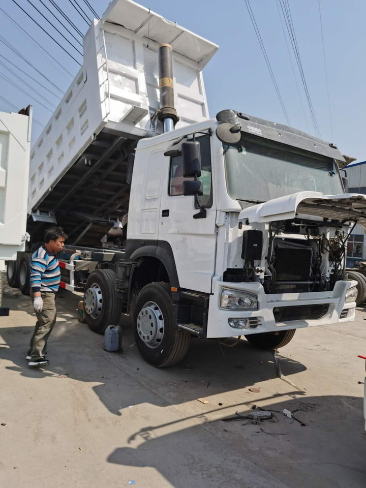 SINOTRUK HOWO - Camion benne: photos 1 SINOTRUK HOWO - Camion benne: photos 1