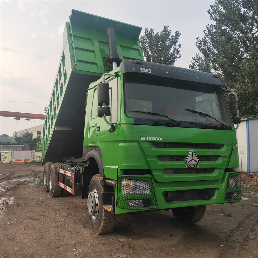 SINOTRUK HOWO - Camion benne: photos 2 SINOTRUK HOWO - Camion benne: photos 2