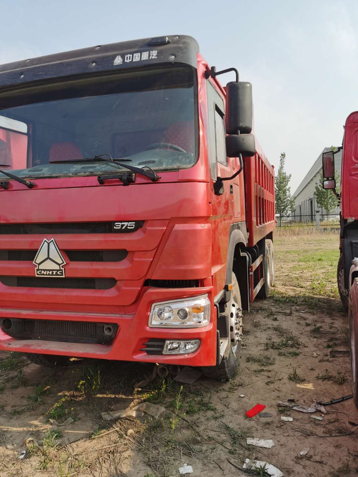 SINOTRUK HOWO - Camion benne: photos 4 SINOTRUK HOWO - Camion benne: photos 4