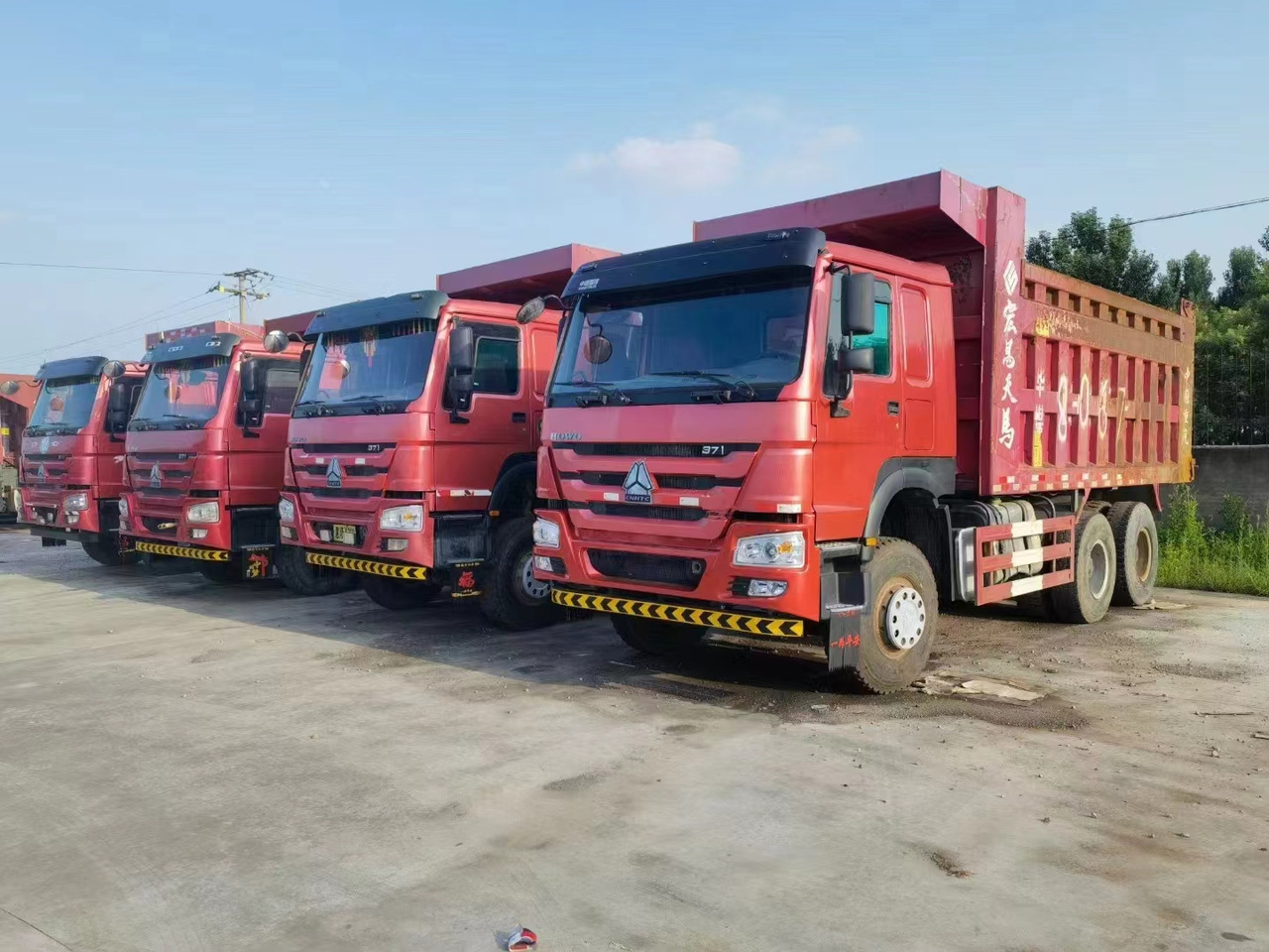 SINOTRUK HOWO - Camion benne: photos 4 SINOTRUK HOWO - Camion benne: photos 4