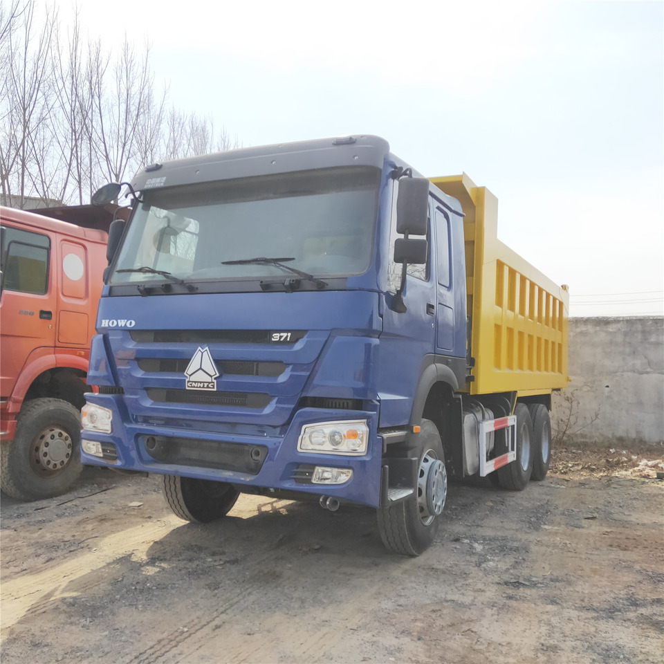 SINOTRUK HOWO - Camion benne: photos 1 SINOTRUK HOWO - Camion benne: photos 1