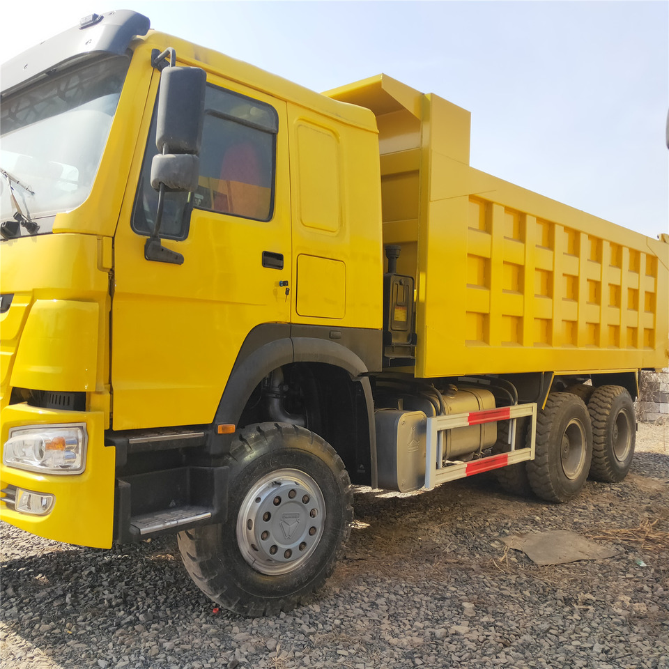 SINOTRUK HOWO - Camion benne: photos 2 SINOTRUK HOWO - Camion benne: photos 2
