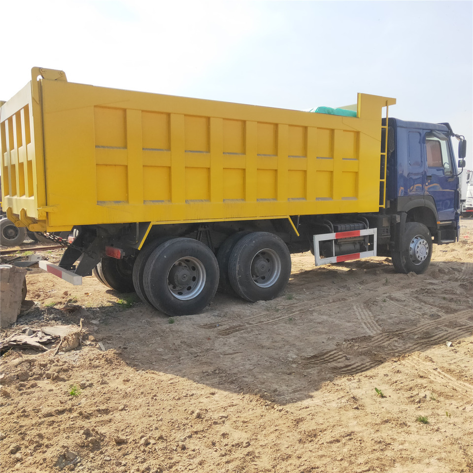 SINOTRUK HOWO - Camion benne: photos 2 SINOTRUK HOWO - Camion benne: photos 2