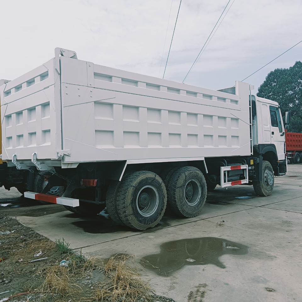Camion benne SINOTRUK HOWO: photos 6