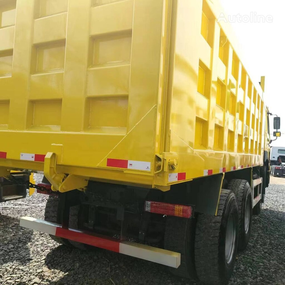 Sinotruk Howo 6*4 Right hand drive - Camion benne: photos 2 Sinotruk Howo 6*4 Right hand drive - Camion benne: photos 2