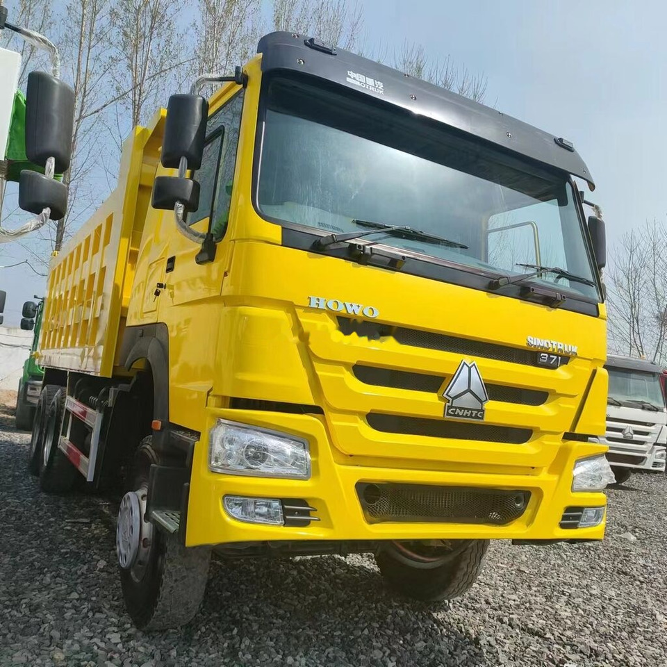 Sinotruk Howo 6*4 Right hand drive - Camion benne: photos 2 Sinotruk Howo 6*4 Right hand drive - Camion benne: photos 2