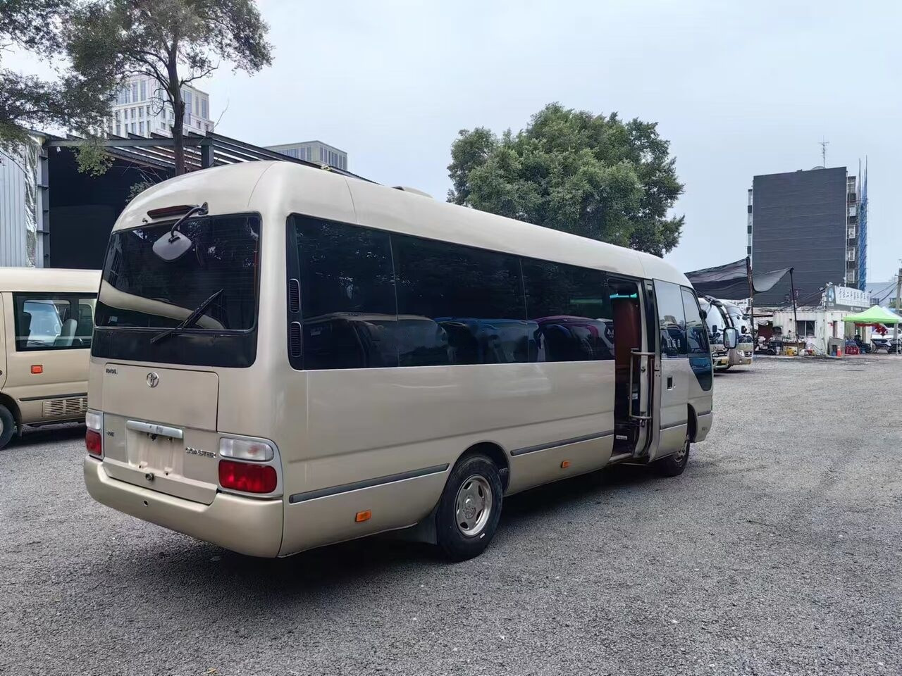 Toyota Coaster - crédit-bail Toyota Coaster: photos 7