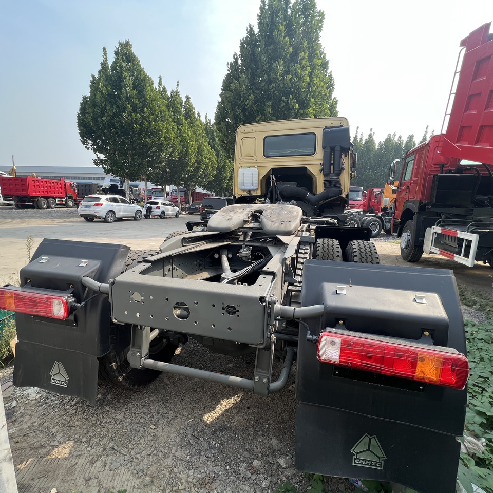 SINOTRUK HOWO - Tracteur routier: photos 4 SINOTRUK HOWO - Tracteur routier: photos 4