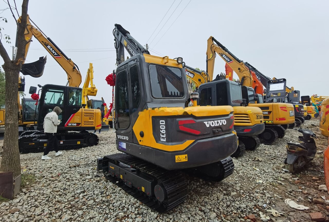 Volvo EC60D - Mini pelle: photos 1 Volvo EC60D - Mini pelle: photos 1
