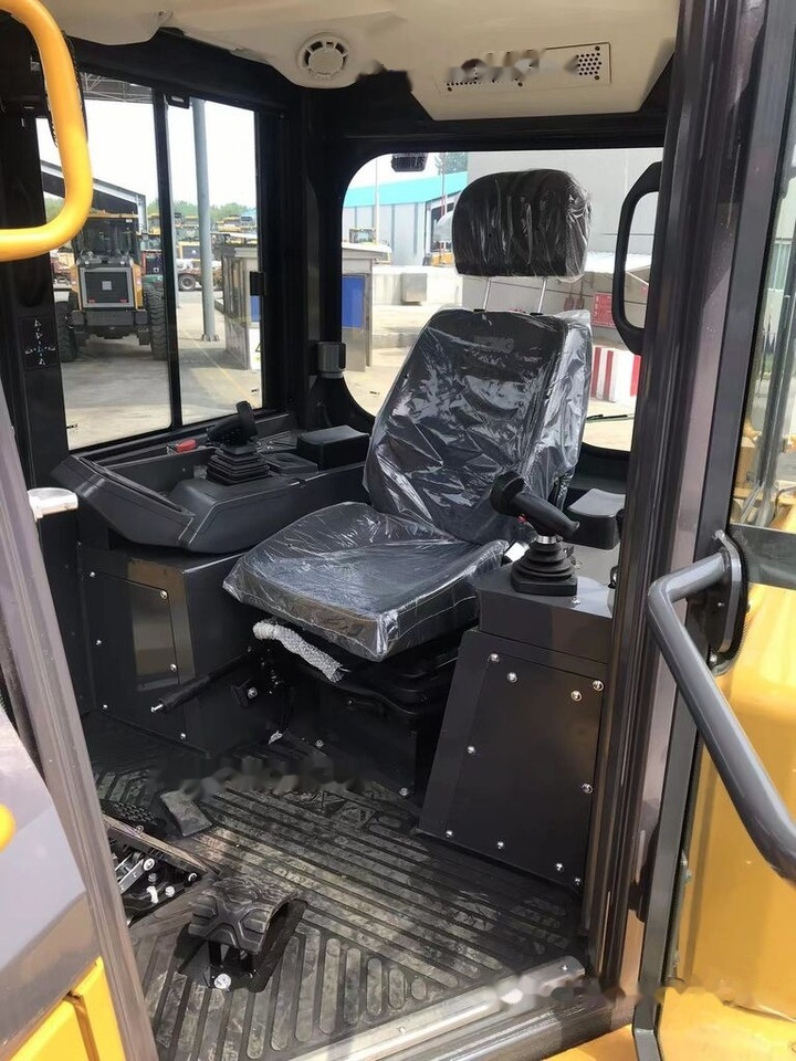 XCMG D170 - Bulldozer: photos 4 XCMG D170 - Bulldozer: photos 4