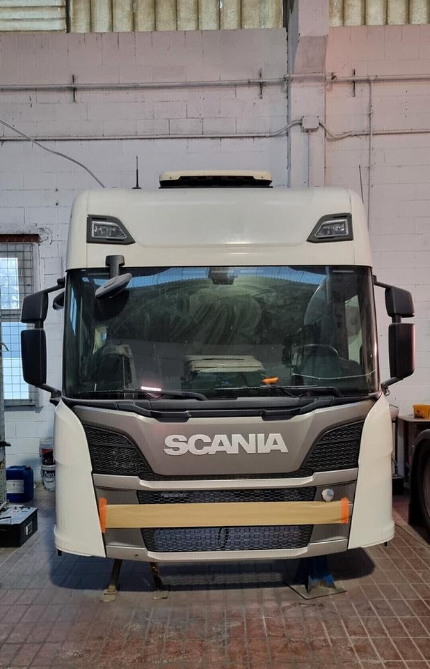 Cabina Scania NTG CR20H 2021 per R450 R550 etc. - Cabine pour Camion: photos 1 Cabina Scania NTG CR20H 2021 per R450 R550 etc. - Cabine pour Camion: photos 1