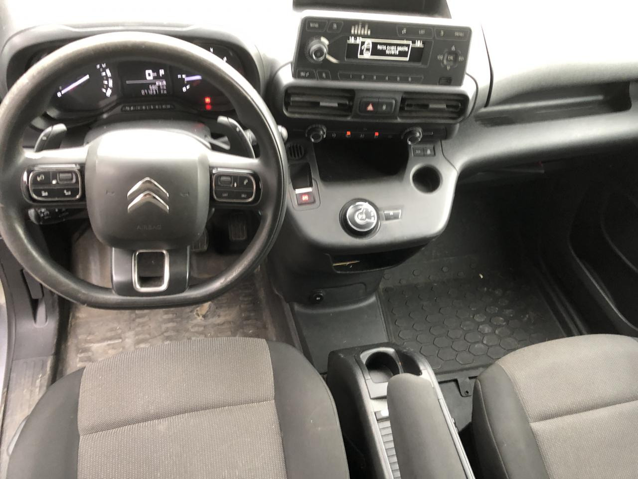 CITROEN berlingo M 1000KG BLUEHDI 130 S&S CLUB EAT8 - Fourgon utilitaire: photos 4 CITROEN berlingo M 1000KG BLUEHDI 130 S&S CLUB EAT8 - Fourgon utilitaire: photos 4