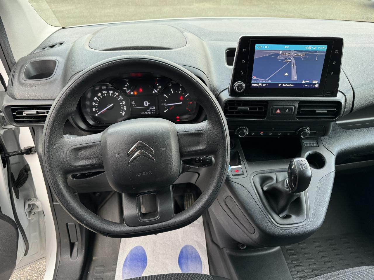 Citroen Berlingo M 650KG BLUEHDI 100 S&S DRIVER BVM5 - Fourgon utilitaire: photos 4 Citroen Berlingo M 650KG BLUEHDI 100 S&S DRIVER BVM5 - Fourgon utilitaire: photos 4