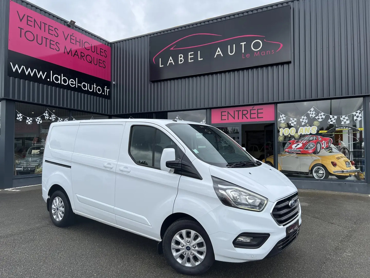 Ford Transit Custom 300 L1H1 2.0 ECOBLUE 130 S&S LIMITED BVA6 - Fourgon utilitaire: photos 1 Ford Transit Custom 300 L1H1 2.0 ECOBLUE 130 S&S LIMITED BVA6 - Fourgon utilitaire: photos 1