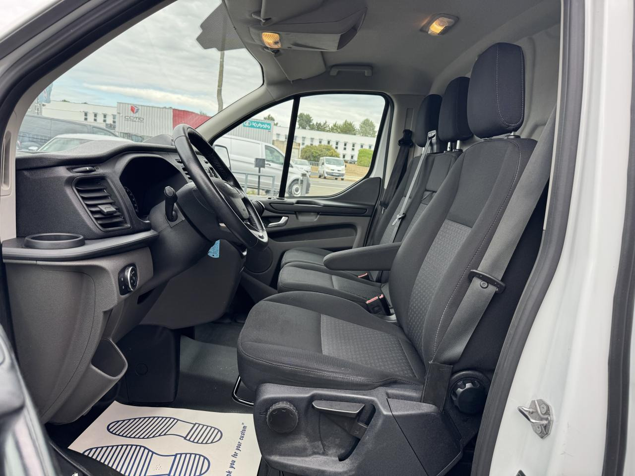 Ford Transit Custom 300 L2H1 2.0 ECOBLUE 130 HYBRID TREND BUSINESS - Fourgon utilitaire: photos 4 Ford Transit Custom 300 L2H1 2.0 ECOBLUE 130 HYBRID TREND BUSINESS - Fourgon utilitaire: photos 4