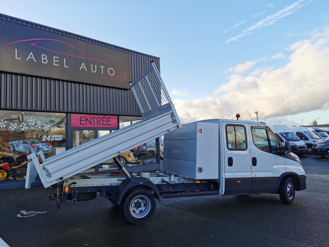 IVECO Daily 35 C 14H D/P S&S (Quad-Tor) CHASSIS DOUBLE CABINE 2014 35C/35S CHASSIS CABINE DOUBLE Chas - Utilitaire benne, Utilitaire double cabine: photos 5 IVECO Daily 35 C 14H D/P S&S (Quad-Tor) CHASSIS DOUBLE CABINE 2014 35C/35S CHASSIS CABINE DOUBLE Chas - Utilitaire benne, Utilitaire double cabine: photos 5