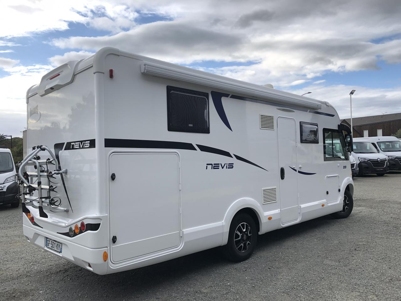 MC LOUIS NEVIS 281 - Camping-car intégral: photos 2 MC LOUIS NEVIS 281 - Camping-car intégral: photos 2