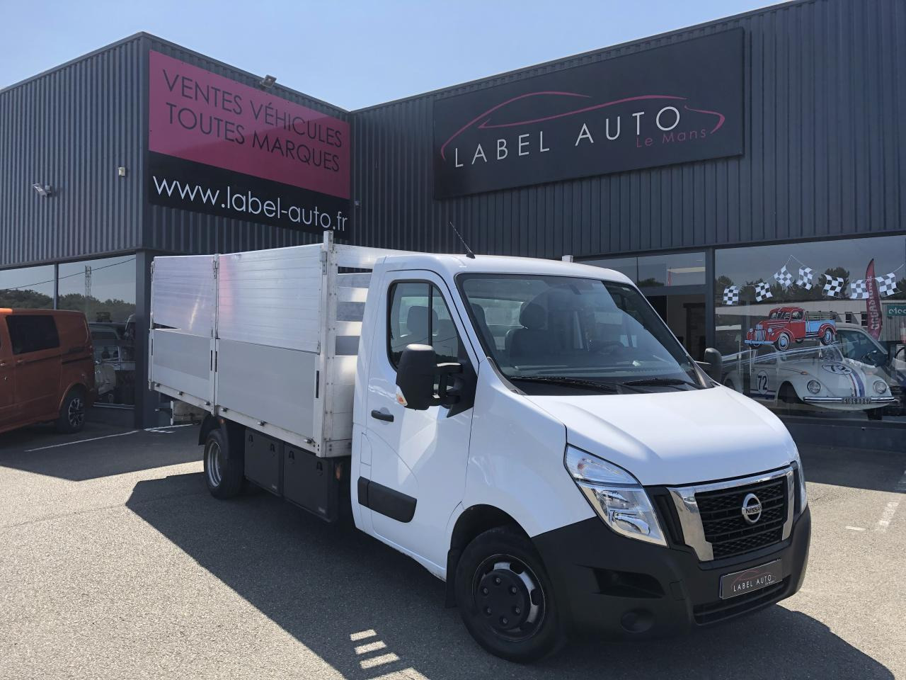 NISSAN INTERSTAR 3T5 2.3 DCI 165CH PLATEAU RIDELLES 4M50 - Fourgon plateau: photos 2 NISSAN INTERSTAR 3T5 2.3 DCI 165CH PLATEAU RIDELLES 4M50 - Fourgon plateau: photos 2