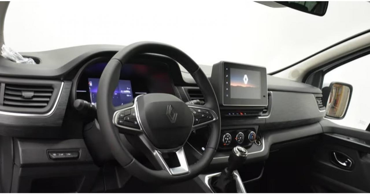 RENAULT Trafic L2 2.0 Energy dCi - 150 - S&S - 25 III COMBI Combi Grand Techno L2H1 PHASE 3 - Utilitaire double cabine: photos 4 RENAULT Trafic L2 2.0 Energy dCi - 150 - S&S - 25 III COMBI Combi Grand Techno L2H1 PHASE 3 - Utilitaire double cabine: photos 4