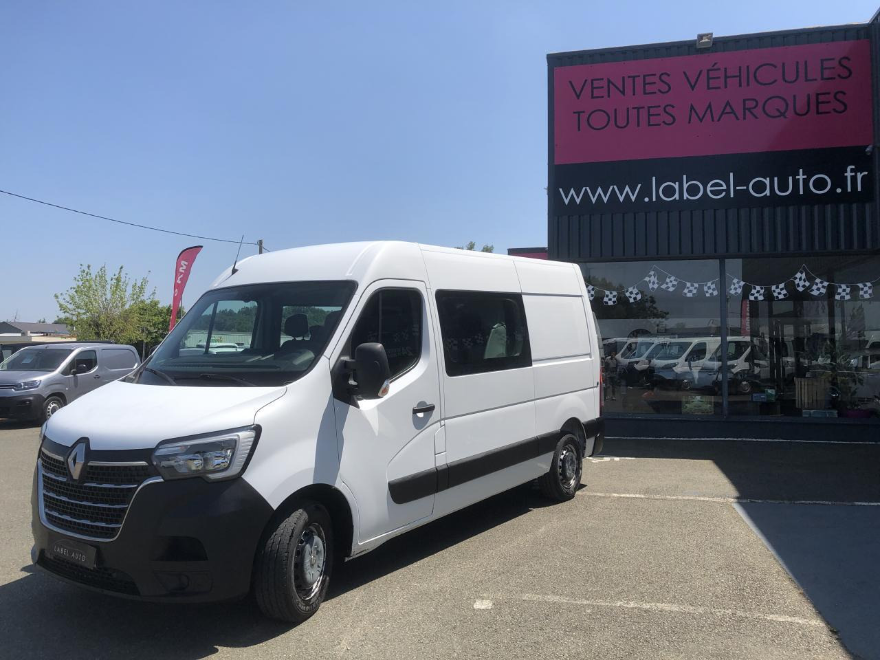Renault Master F3300 L2H2 2.3 DCI 135CH CABINE APPROFONDIE CONFORT 7 PLACES - Utilitaire double cabine: photos 5 Renault Master F3300 L2H2 2.3 DCI 135CH CABINE APPROFONDIE CONFORT 7 PLACES - Utilitaire double cabine: photos 5