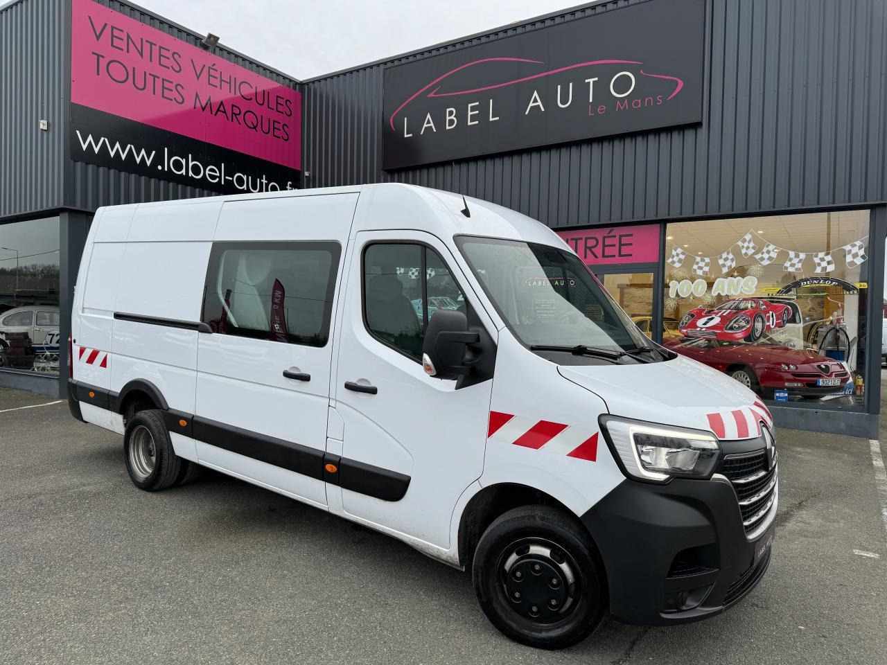 Renault Master F3500 L3H2 2.3 BLUE DCI 135CH CABINE APPROFONDIE 6 PLACES GRAND CONFORT - Utilitaire double cabine: photos 3 Renault Master F3500 L3H2 2.3 BLUE DCI 135CH CABINE APPROFONDIE 6 PLACES GRAND CONFORT - Utilitaire double cabine: photos 3