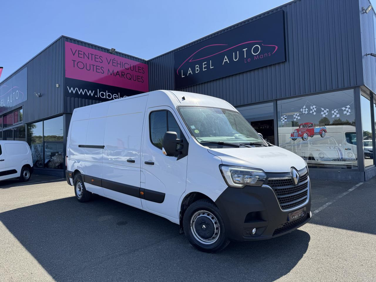 Renault Master F3500 L3H2 2.3 DCI 135CH CONFORT EURO6 - Fourgon utilitaire: photos 1 Renault Master F3500 L3H2 2.3 DCI 135CH CONFORT EURO6 - Fourgon utilitaire: photos 1