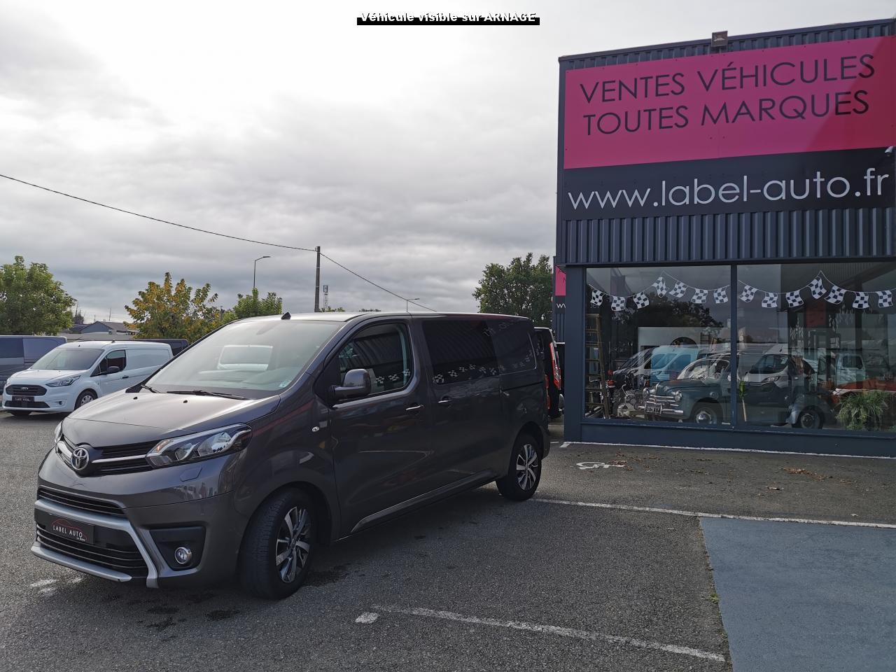 TOYOTA Proace 2.0 180 D-4D - BVA CABINE APPROFONDIE Cabine Medium - Fourgon utilitaire: photos 5 TOYOTA Proace 2.0 180 D-4D - BVA CABINE APPROFONDIE Cabine Medium - Fourgon utilitaire: photos 5