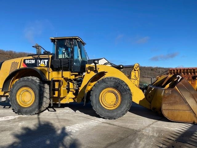 CAT 982 M - Chargeuse sur pneus: photos 2 CAT 982 M - Chargeuse sur pneus: photos 2