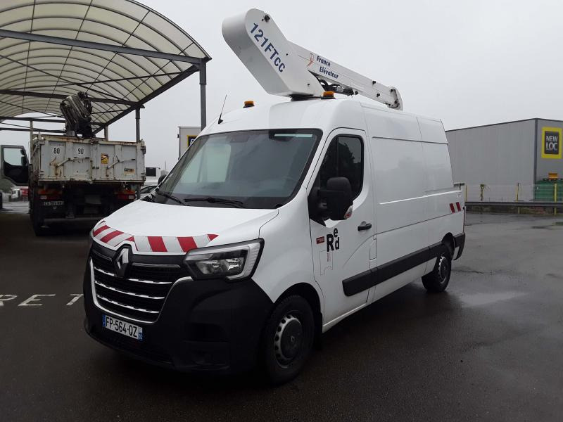 Renault Master 130 35 Fourgon nacelle - Camion avec nacelle: photos 2 Renault Master 130 35 Fourgon nacelle - Camion avec nacelle: photos 2