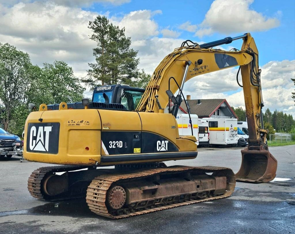 CAT 323 D L - Pelle sur chenille: photos 5 CAT 323 D L - Pelle sur chenille: photos 5