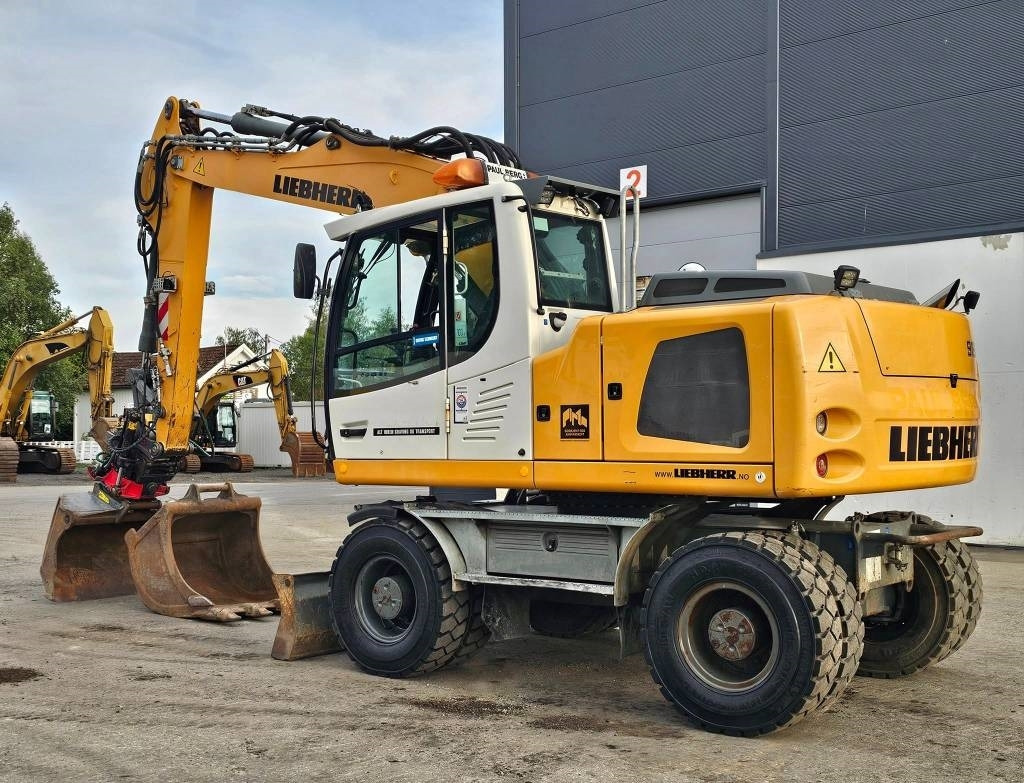 Liebherr A 916 - Pelle sur pneus: photos 3 Liebherr A 916 - Pelle sur pneus: photos 3
