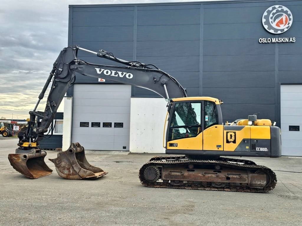 Volvo EC 180 C L - Pelle sur chenille: photos 3 Volvo EC 180 C L - Pelle sur chenille: photos 3
