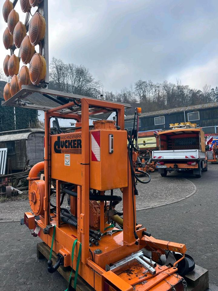 Dücker DUA 800 Mähausleger für Traktor Fendt Böschungsmäher Böschungsmulcher Seitenmulcher Banketmäher Mulag - Epareuse: photos 5 Dücker DUA 800 Mähausleger für Traktor Fendt Böschungsmäher Böschungsmulcher Seitenmulcher Banketmäher Mulag - Epareuse: photos 5